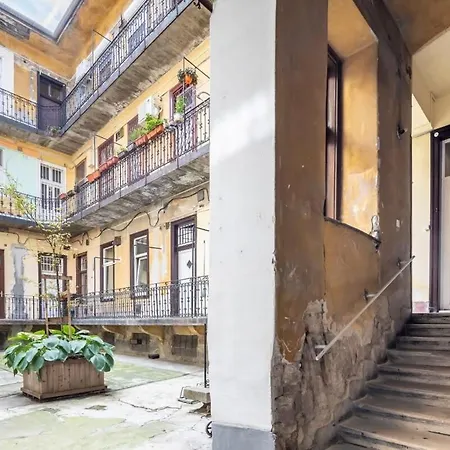 Modern In Downtown Area Apartment Budapest