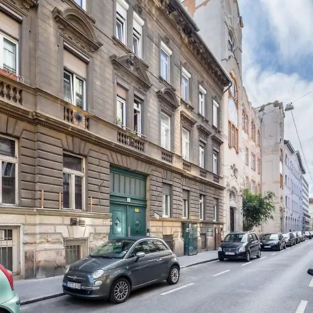 Apartamento Modern In Downtown Area