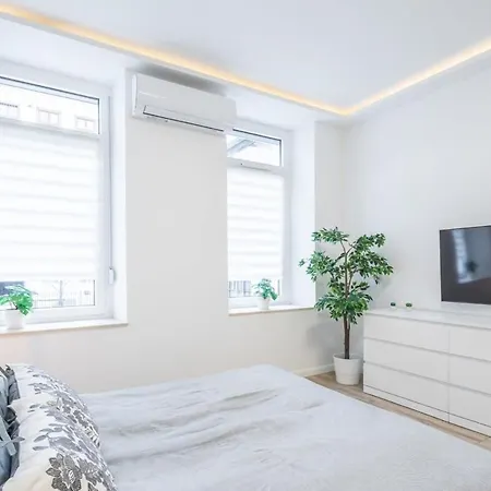 Lejlighed Modern In Downtown Area Budapest
